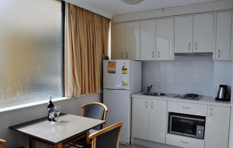 Accommodation Sydney - Hyde Park Plaza 38 College St Sydney - Lightning Ridge Tourism 42