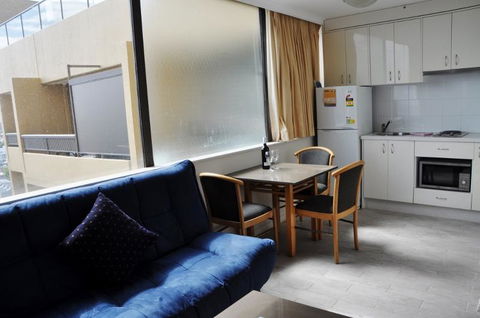 Accommodation Sydney - Hyde Park Plaza 38 College St Sydney - Lightning Ridge Tourism 40