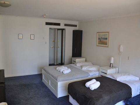 Accommodation Sydney - Hyde Park Plaza 38 College St Sydney - Lightning Ridge Tourism 30