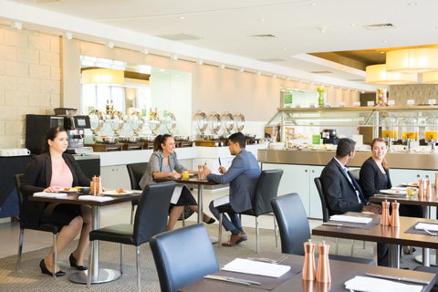 Holiday Inn Parramatta, An IHG Hotel - Lightning Ridge Tourism 39