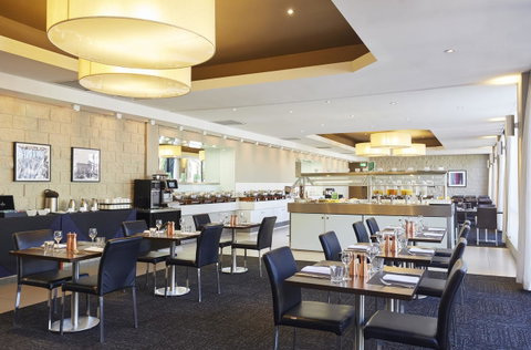 Holiday Inn Parramatta, An IHG Hotel - Lightning Ridge Tourism 15