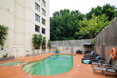 Holiday Inn Parramatta, An IHG Hotel - Lightning Ridge Tourism 30