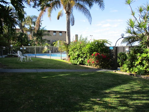 South Seas Motel - Lightning Ridge Tourism 14
