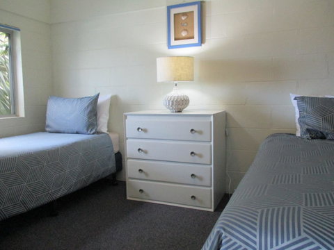 South Seas Motel - Lightning Ridge Tourism 8