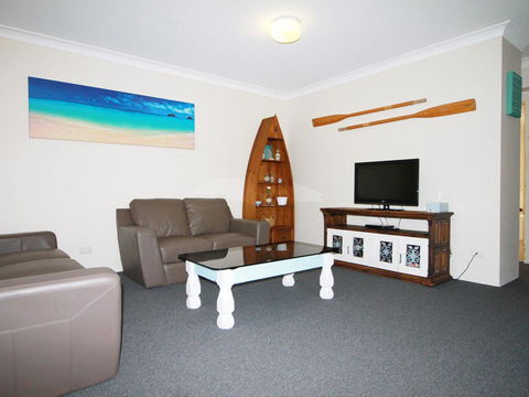 Braemar 9 - Lightning Ridge Tourism 6