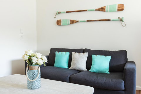 Hidden Gem Villa 7 - Lightning Ridge Tourism 0