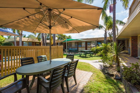 Kalindo Merimbula - Lightning Ridge Tourism 2