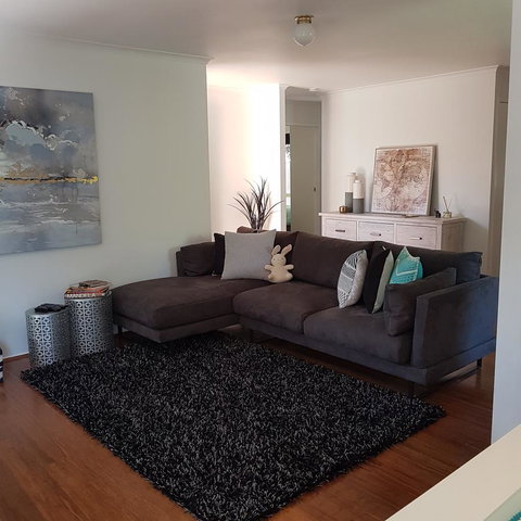 Belle In Bowral - Lightning Ridge Tourism 11