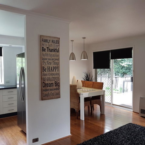 Belle In Bowral - Lightning Ridge Tourism 17