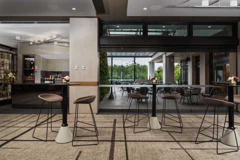 Rydges Campbelltown - Lightning Ridge Tourism 34