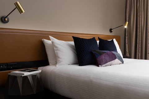 Rydges Campbelltown - Lightning Ridge Tourism 18