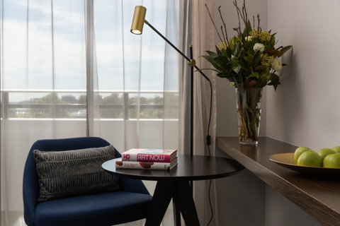Rydges Campbelltown - Lightning Ridge Tourism 16