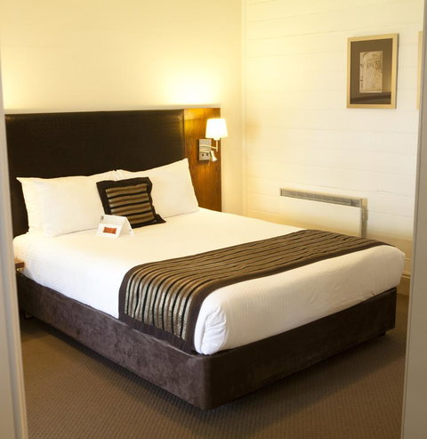 Q Station - Lightning Ridge Tourism 3
