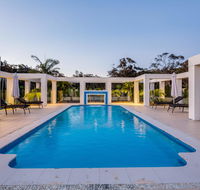 One Mile Mansion - Private Coastal Retreat FREE FAMILY ADVENTURE PASS - Lightning Ridge Tourism
