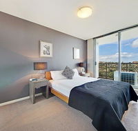 Wyndel Apartments North Sydney - Harbour Watch - Lightning Ridge Tourism