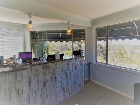 Sky Rider Motor Inn - Lightning Ridge Tourism 8