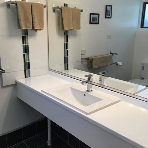 Sky Rider Motor Inn - Lightning Ridge Tourism 43