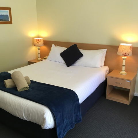 Sky Rider Motor Inn - Lightning Ridge Tourism 17