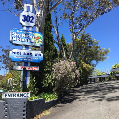 Sky Rider Motor Inn - Lightning Ridge Tourism 3