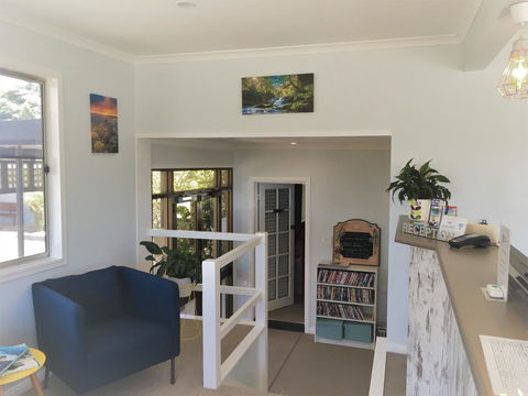 Sky Rider Motor Inn - Lightning Ridge Tourism 7