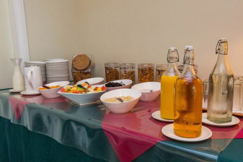 Sky Rider Motor Inn - Lightning Ridge Tourism 9