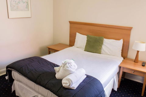 Gardners Inn Hotel - Lightning Ridge Tourism 26