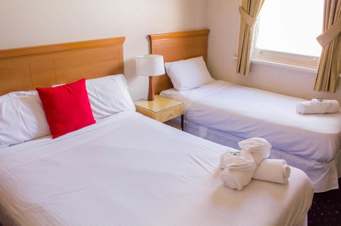 Gardners Inn Hotel - Lightning Ridge Tourism 1