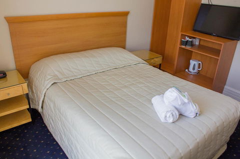 Gardners Inn Hotel - Lightning Ridge Tourism 34