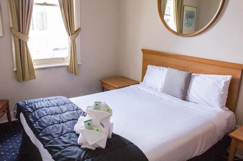 Gardners Inn Hotel - Lightning Ridge Tourism 28