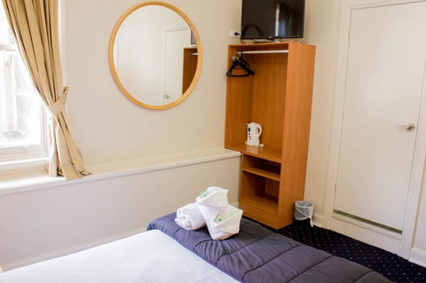 Gardners Inn Hotel - Lightning Ridge Tourism 24