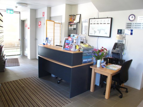 Strathfield Executive Accommodation - Lightning Ridge Tourism 31