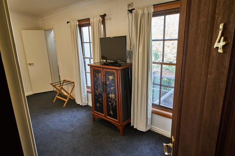 The Bronte Boutique Hotel - Lightning Ridge Tourism 25