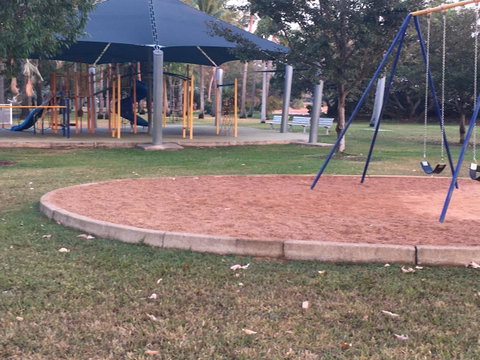 Nightcliff Foreshore Getaway - McKay Gardens - Lightning Ridge Tourism 33
