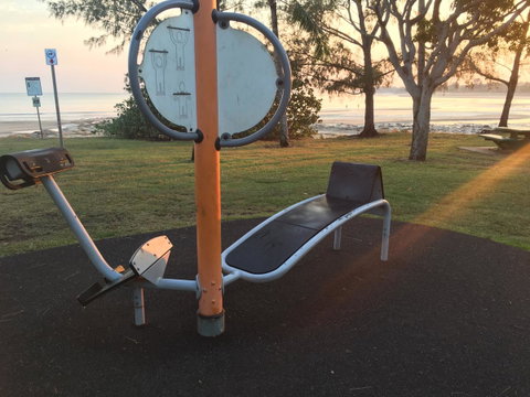 Nightcliff Foreshore Getaway - McKay Gardens - Lightning Ridge Tourism 35