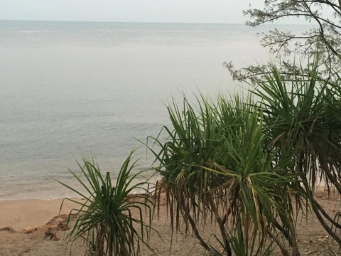 Nightcliff Foreshore Getaway - McKay Gardens - Lightning Ridge Tourism 31