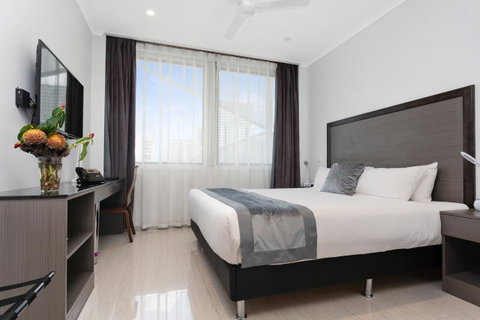 Darwin City Hotel - Lightning Ridge Tourism 21