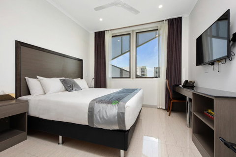 Darwin City Hotel - Lightning Ridge Tourism 1