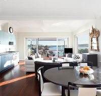 Art Deco Apartment With Breathtaking Water Views - Lightning Ridge Tourism