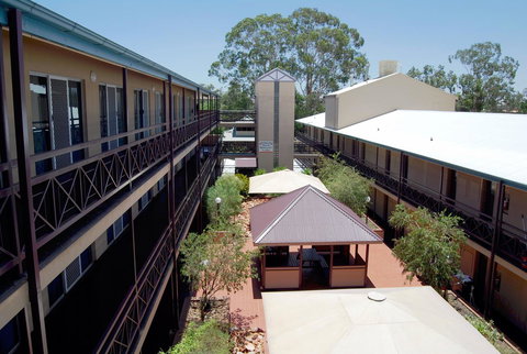 Stay At Alice Springs Hotel - Lightning Ridge Tourism 7