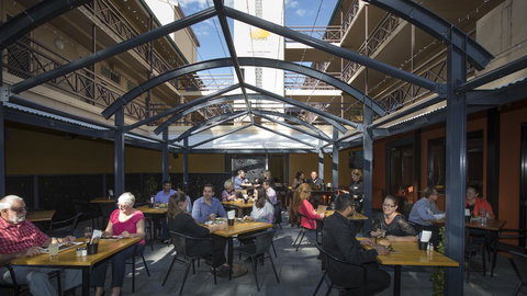 Stay At Alice Springs Hotel - Lightning Ridge Tourism 30