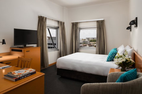 Rydges Darwin Central - Lightning Ridge Tourism 1