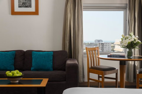 Rydges Darwin Central - Lightning Ridge Tourism 5