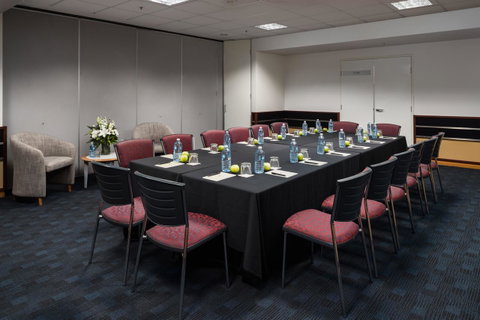 Rydges Darwin Central - Lightning Ridge Tourism 24