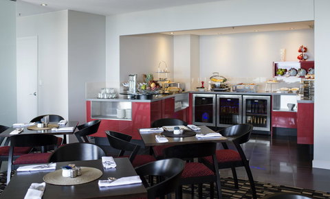 Hilton Darwin - Lightning Ridge Tourism 20