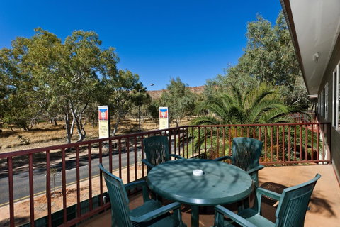 Alice On Todd Apartments - Lightning Ridge Tourism 2