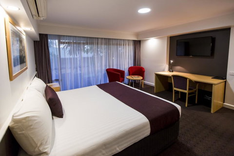 Mercure Alice Springs Resort - Lightning Ridge Tourism 27