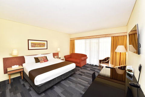 Mercure Alice Springs Resort - Lightning Ridge Tourism 5