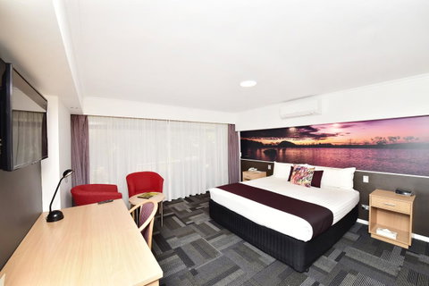 Mercure Alice Springs Resort - Lightning Ridge Tourism 2
