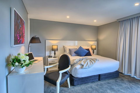 Canberra Rex Hotel - Lightning Ridge Tourism 17