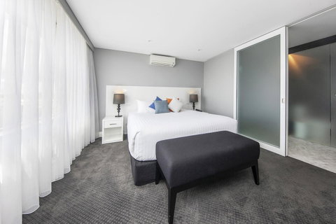 Canberra Rex Hotel - Lightning Ridge Tourism 43
